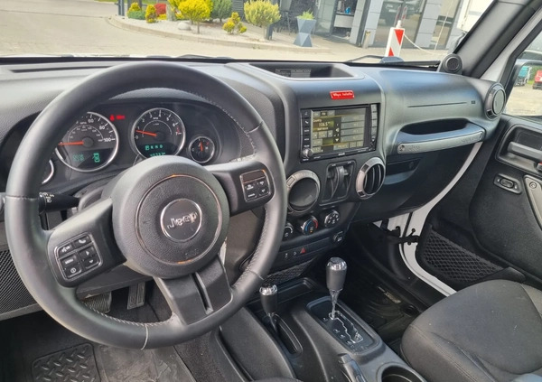 Jeep Wrangler cena 65500 przebieg: 42000, rok produkcji 2016 z Konin małe 211